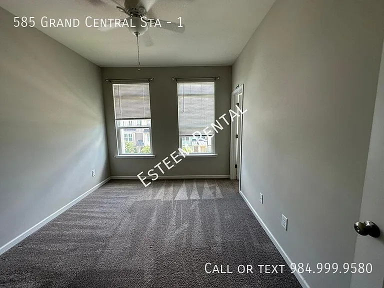585 Grand Central Sta #1 — Photo 27