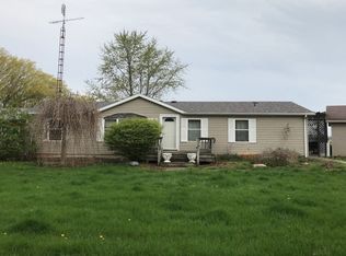 10262 Slough Rd, Defiance, OH 43512