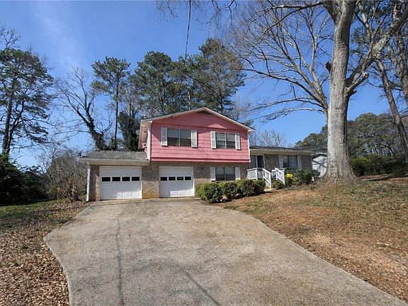 3rd image of 3919 Bressler Cir