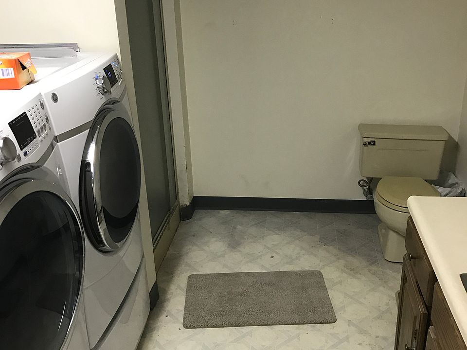 Downstairs bathroom