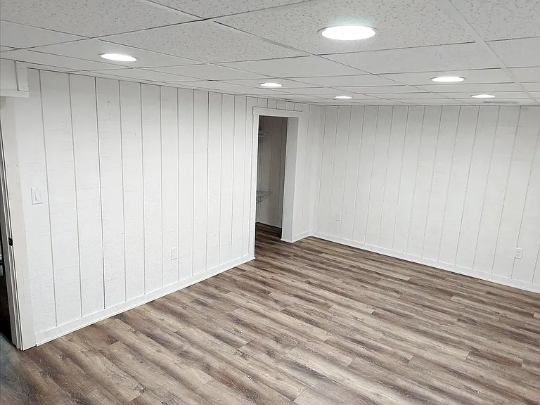 410 Fairfield Ave NW — Photo 10