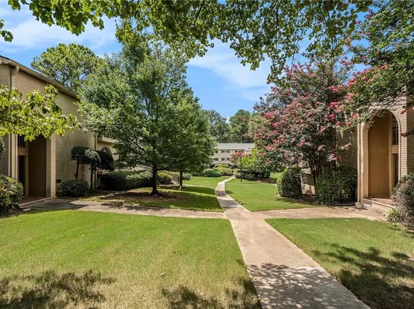 3240 Henderson Mill Rd NE Unit 8, Atlanta, GA 30341
