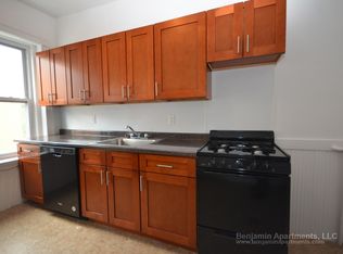 11 Mount Hood Rd APT 4-F, Brighton, MA 02135