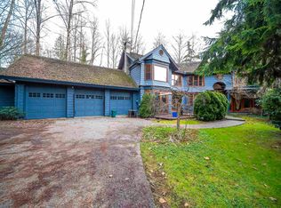 992 3rd St, West Vancouver, BC