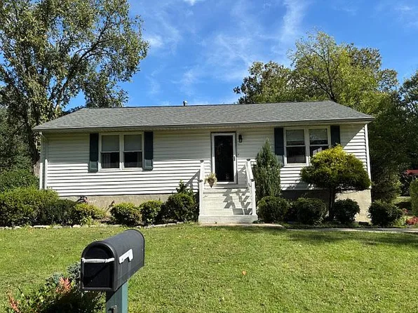 1721 Willis Dr, Baltimore, MD 21227