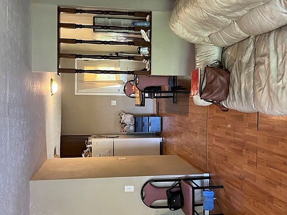 2nd image of 4218 Green Pl