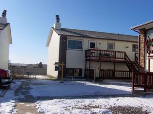 4923 Green River St, Cheyenne, WY 82001