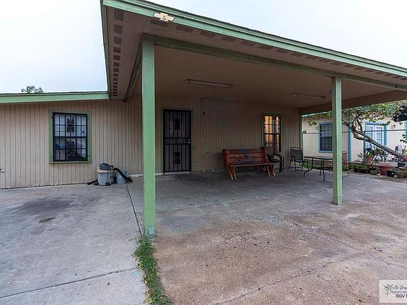 3rd image of 6951 Laguna De Palmas Dr