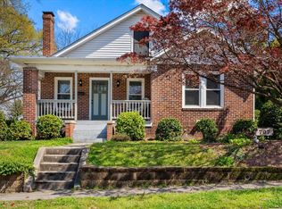 707 Mayflower Dr, Greensboro, NC 27403