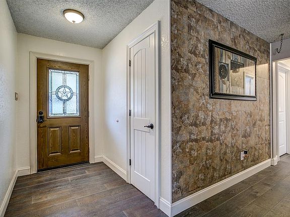 5th image of 6950 Cox Ln