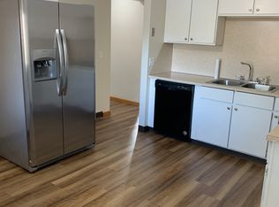 148 Applegrove St NE #4, North Canton, OH 44720