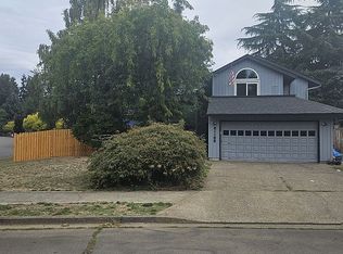 21150 SW Iroquois Dr, Tualatin, OR 97062