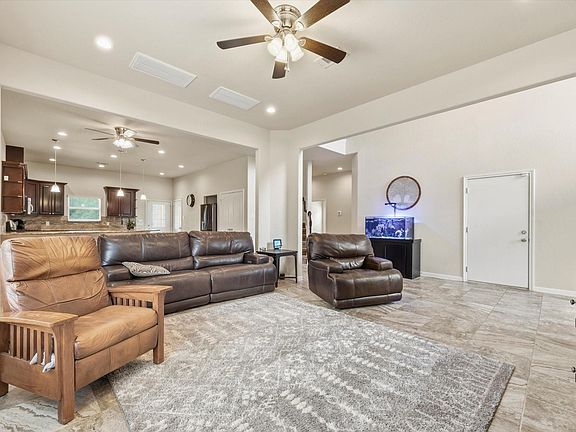5th image of 6418 Alicia Way Ln