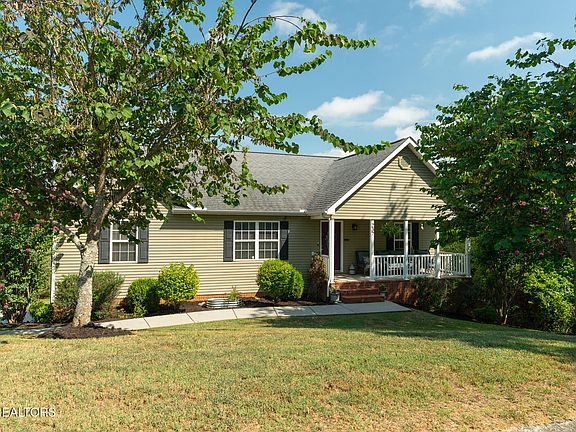3rd image of 237 Ridgefield Dr #64