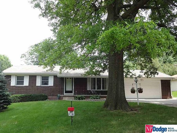 2nd image of 3023 S 118th St