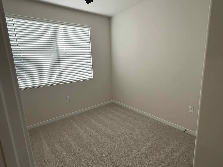 9523 Hannah Way — Photo 8