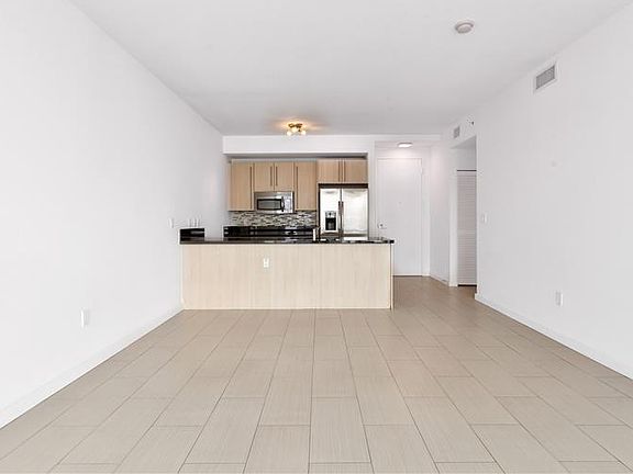 3rd image of 1111 SW 1st Ave APT 3721