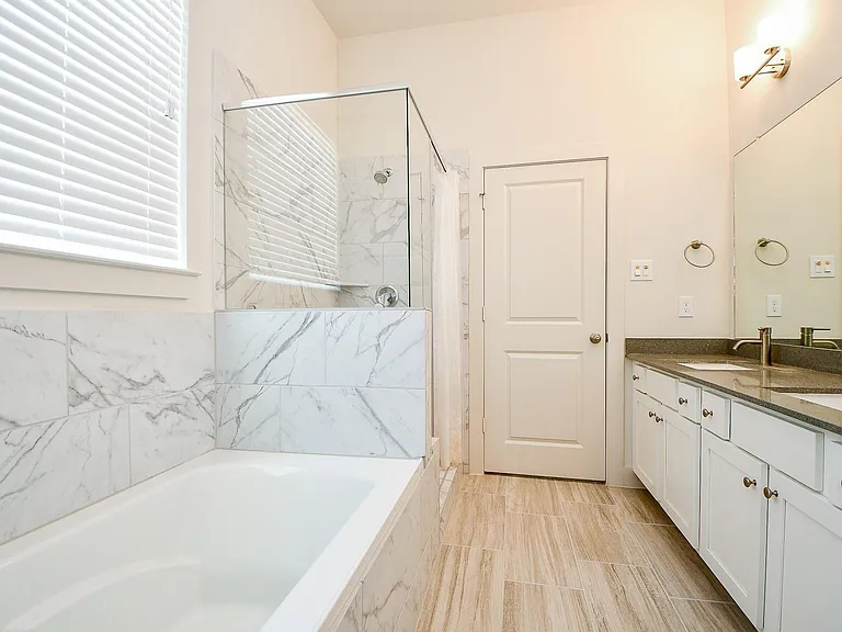 9444 Kerrwood Ln — Photo 13