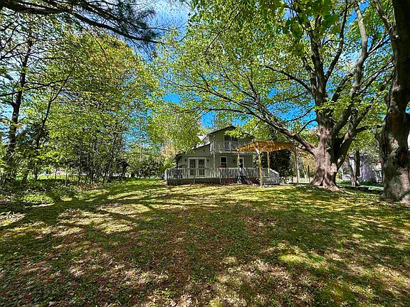 2nd image of 112 East Avenue