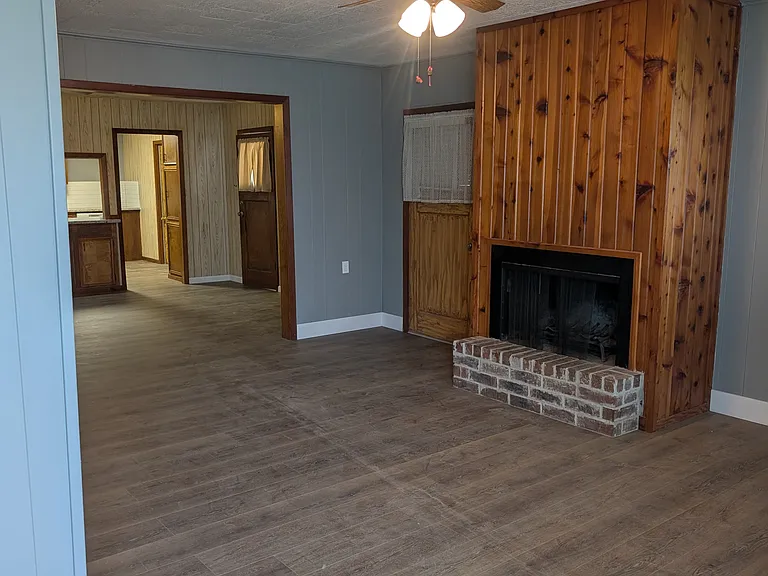 3705 Auburn St — Photo 1