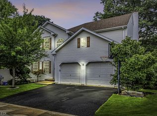 63 Shaffer Rd, Bridgewater, NJ 08807