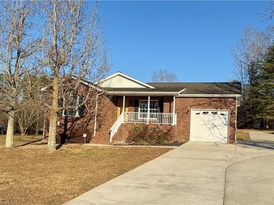 519 Salem Ridge Dr, Randleman, NC, 27317