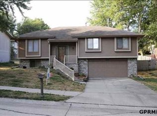 4319 Jerry Gilbert Cir, Bellevue, NE 68123