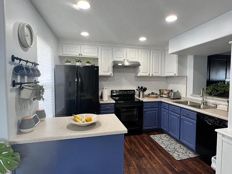 3368 E Dornock Dr — Photo 6