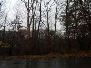 906 Park Manor Blvd, Endicott, NY 13760