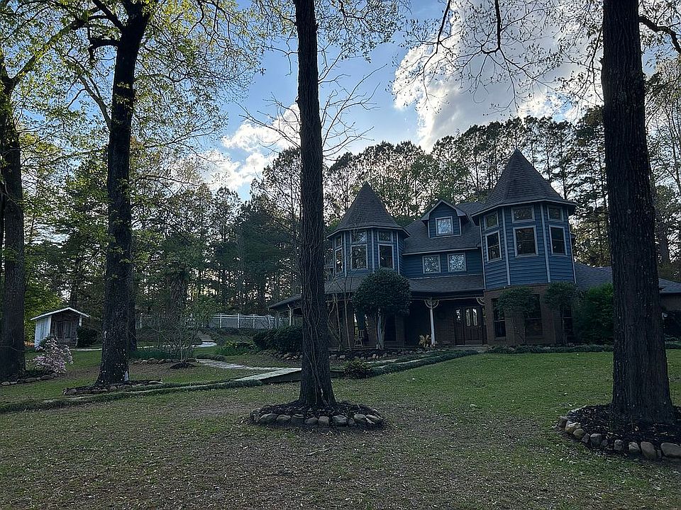 1st image of 2615 Mount Holly Rd