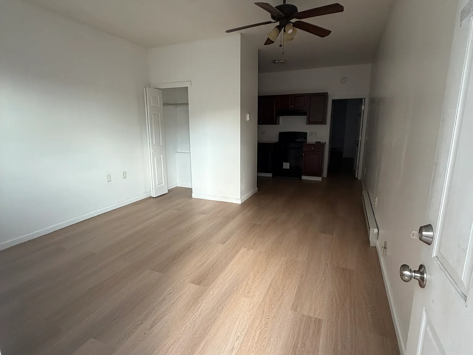1 bed, 600 sqft, $1,250 — Photo 3