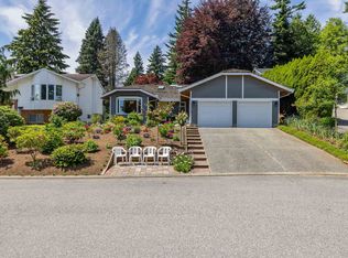 32558 Murray Ave, Abbotsford, BC V2T 4T5