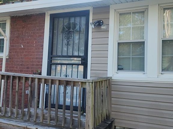 2nd image of 417 Tarboro St