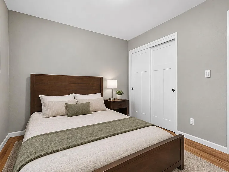 870 S Oregon St — Photo 15