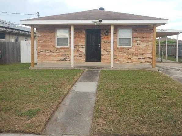 7549 Mackenzie St, New Orleans, LA 70128