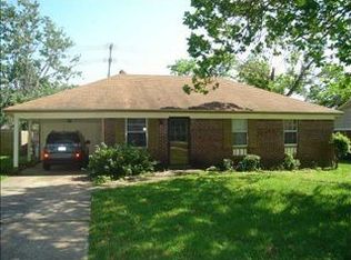 5961 Raintree Dr, Memphis, TN 38115