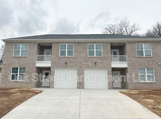 4607 Plaza Hills Ln #B, Hixson, TN 37343