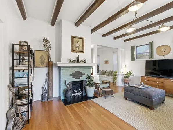 601 N 8th St, Alpine, TX 79830