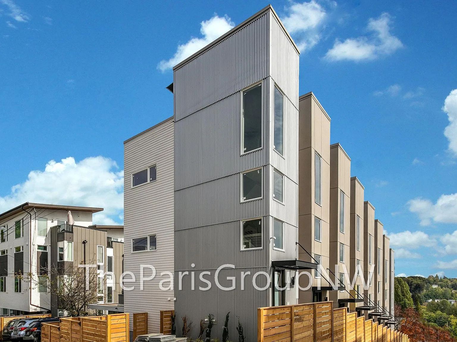 2 bed, 1036 sqft, $2,600 — Photo 3