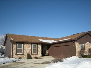 25W026 Malibu Ct, Naperville, IL