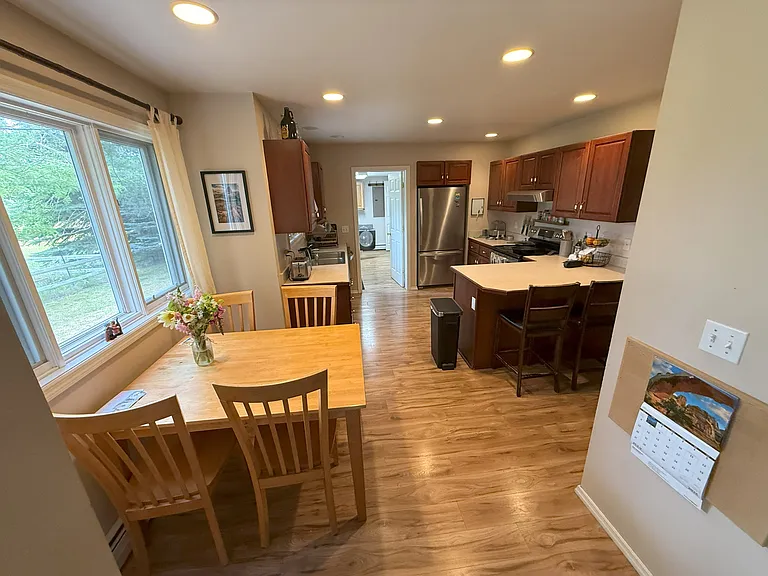 3075 Spring Meadows Dr — Photo 6