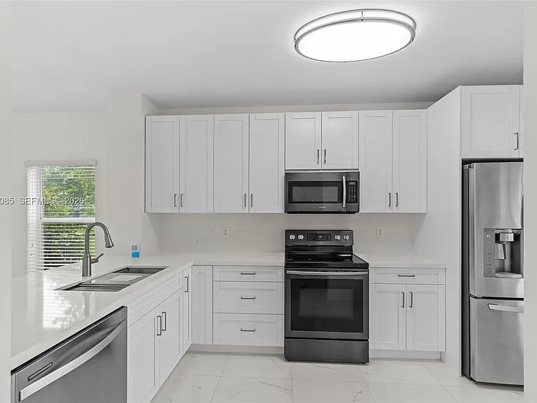 12133 SW 3rd St #12133 — Photo 5