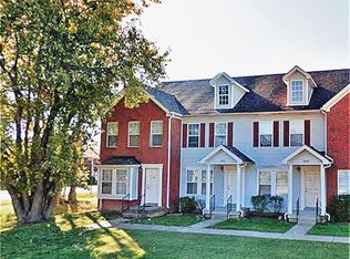 3619 Hillcross Dr, Louisville, KY 40229