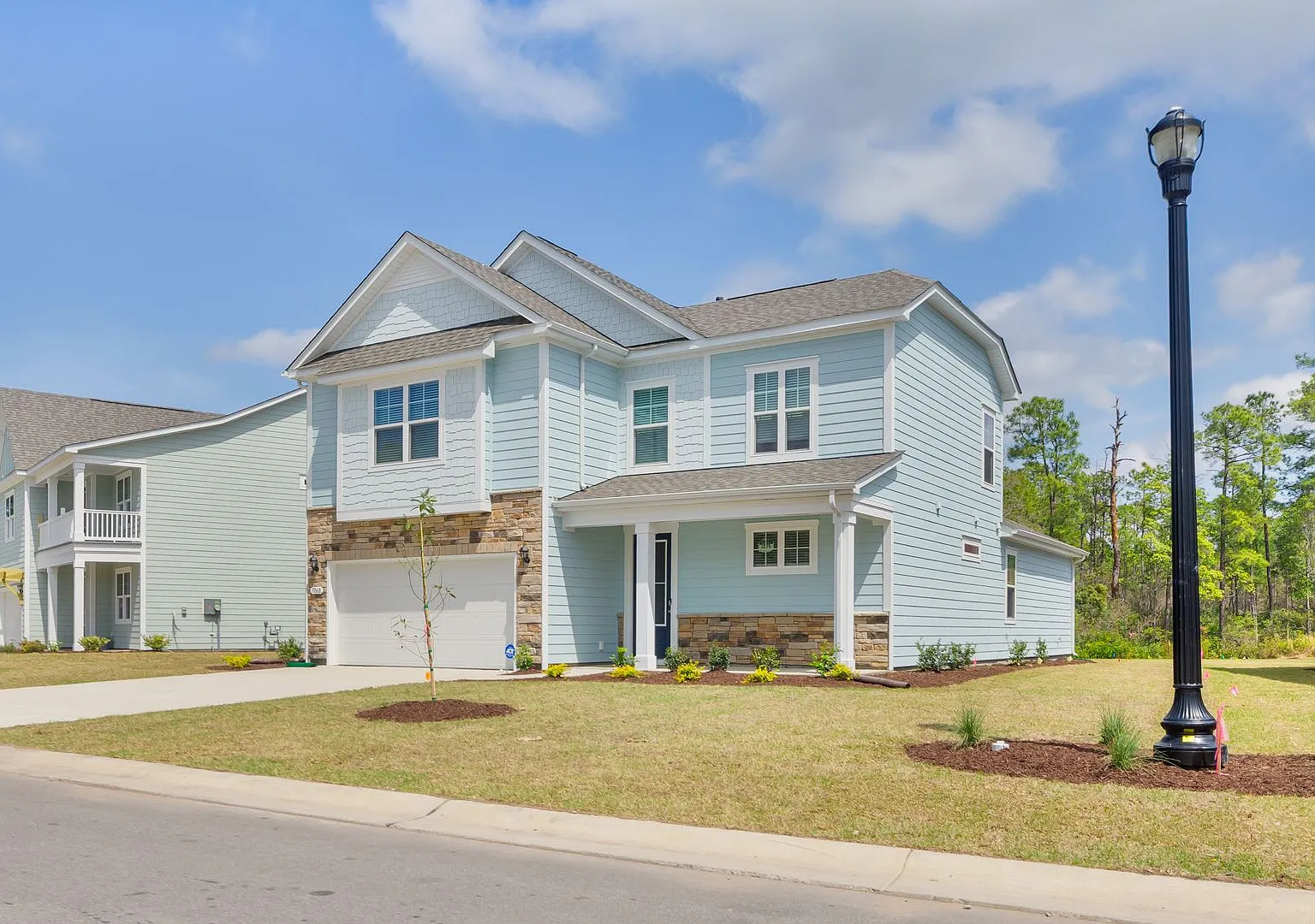 Elegant Luxury in Gated Community of Waterbridge at Carolina Forest — Photo 2