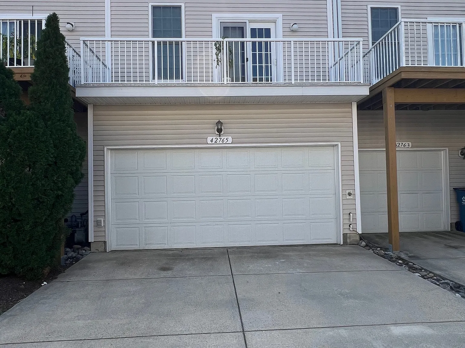 3 bed, 3.5 bath, 1665 sqft, $2,800 — Photo 2