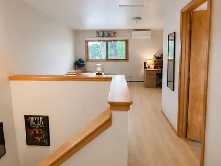 3151 Bell Dr — Photo 3