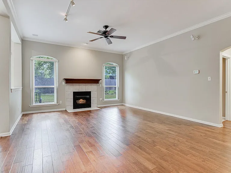 8617 Little Laura Dr — Photo 5