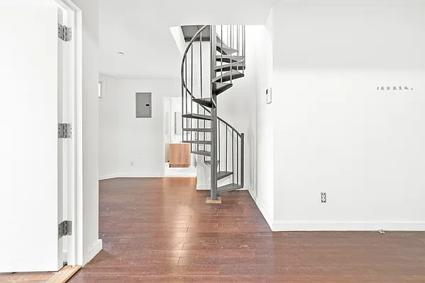 Rented by CCM Property Management LLC | media 20