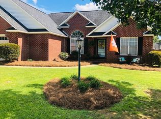 2070 Essex Dr, Sumter, SC 29154