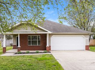 805 Hammersmith Dr, Smyrna, TN 37167